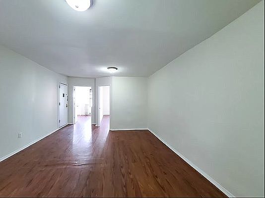 1st image of 92 Saint Marks Pl APT 3