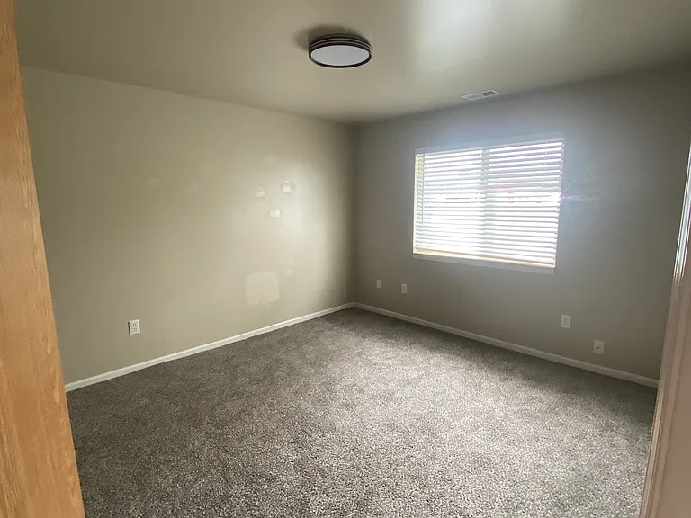 27759 Carini Villa St — Photo 8
