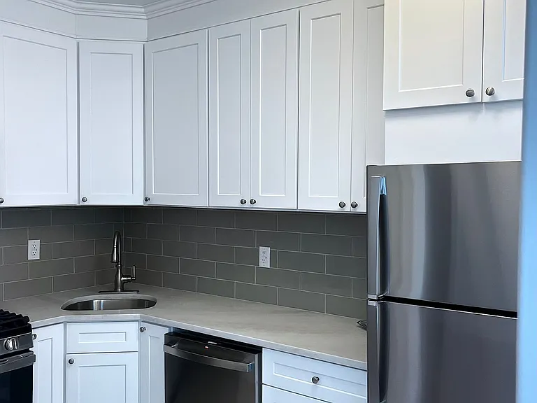 Penn Manor Apartments — Photo 2