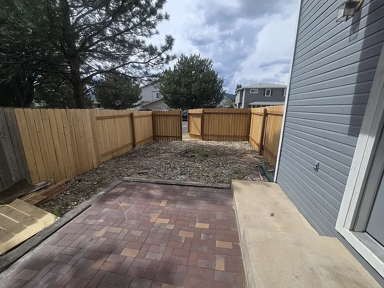788 Century Ln #B — Photo 3