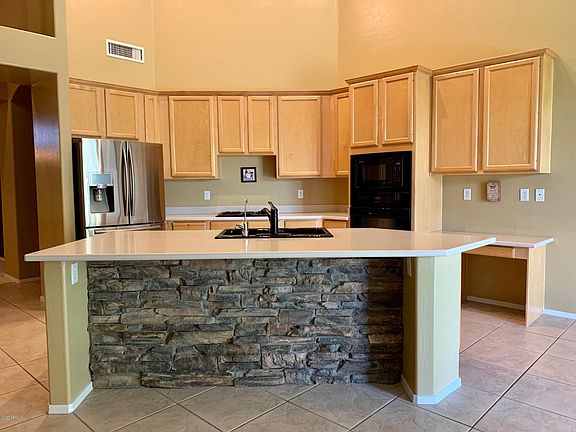3rd image of 7925 E Snowdon Cir