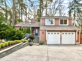 13009 SE 49th St, Bellevue, WA