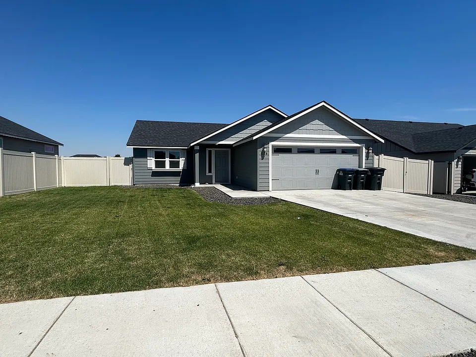 209 Royal Palm Dr