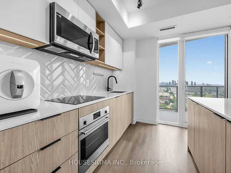 36 Zorra St #1907 — Photo 12