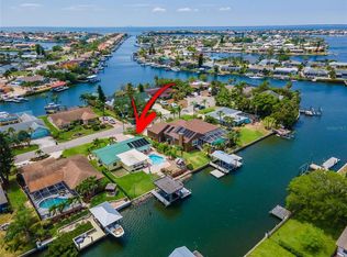 759 Kingston Ct, Apollo Beach, FL 33572