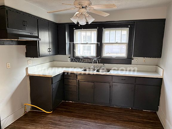 2nd image of 1507 E Main St