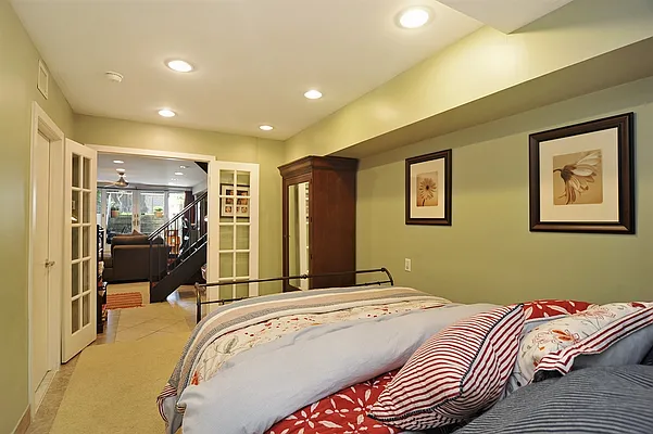 Sold by Corcoran | media 4