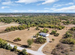 8762 Roundtree Rd, Sulphur, OK 73086
