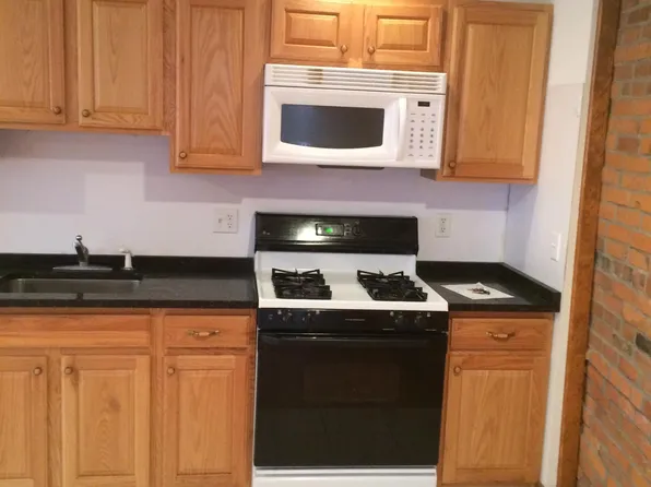 1174 Chapel St #3, New Haven, CT 06511