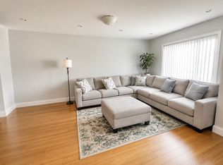 5841 Clearview Expy, Flushing, NY 11364