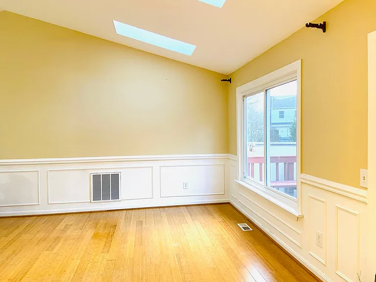11266 Valley Bend Dr — Photo 15
