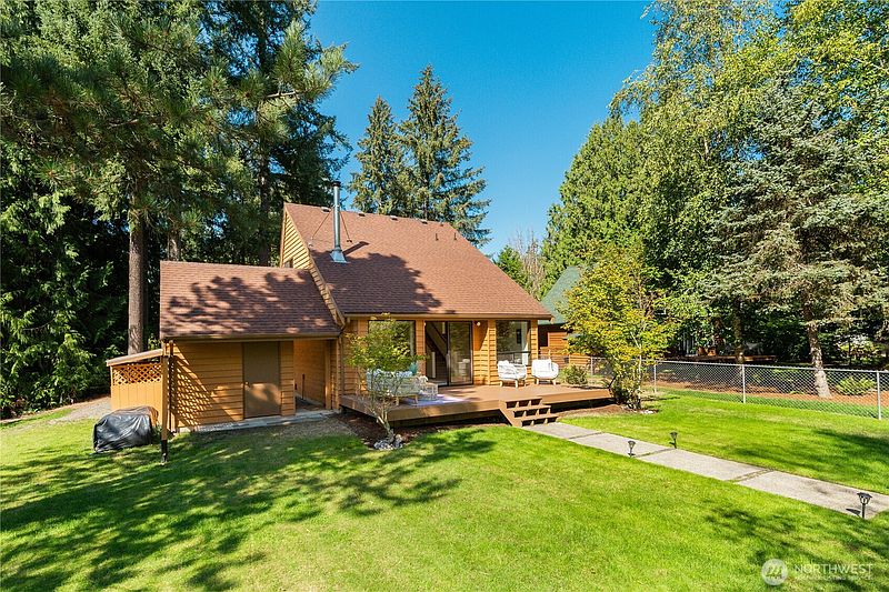 2nd image of 23927 SE 238th Street