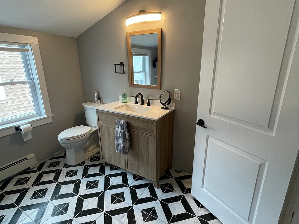 47 Pearl St #2