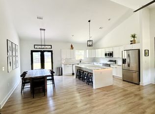 185 W 1st Ave, Crestview, FL 32536