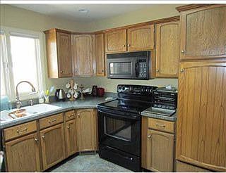3rd image of 2412 22nd St W