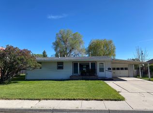 678 Shoshone Ave, Lander, WY 82520