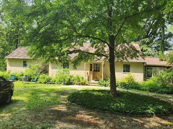 1012 Providence Rd, Newtown Square, PA 19073