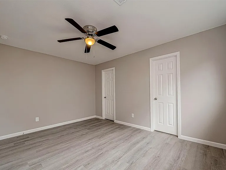 8619 Valley Meadow Dr — Photo 29