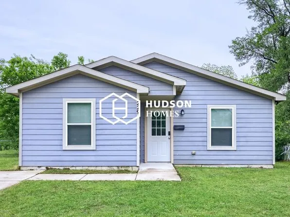 229 E Evans Ave, Bonham, TX 75418