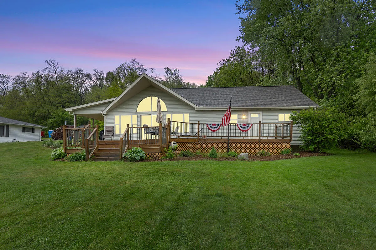 13341 Clausen Rd photo 1
