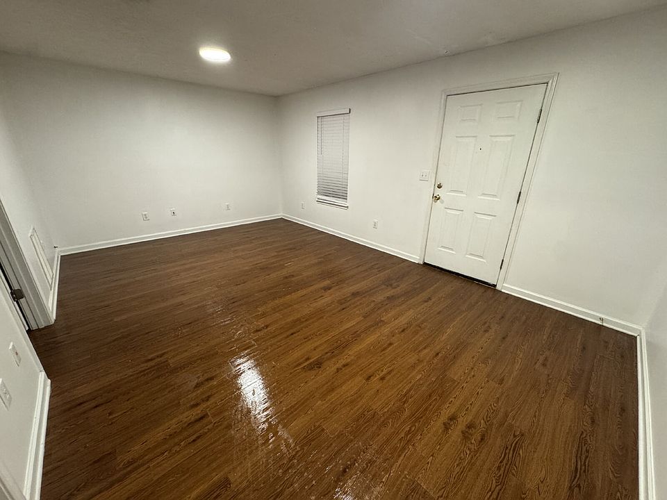 1st image of 200 Hartness St Unit A2