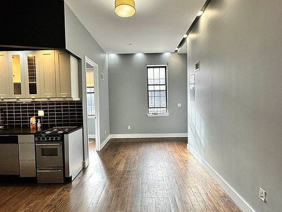 2nd image of 611 Gates Ave #1H