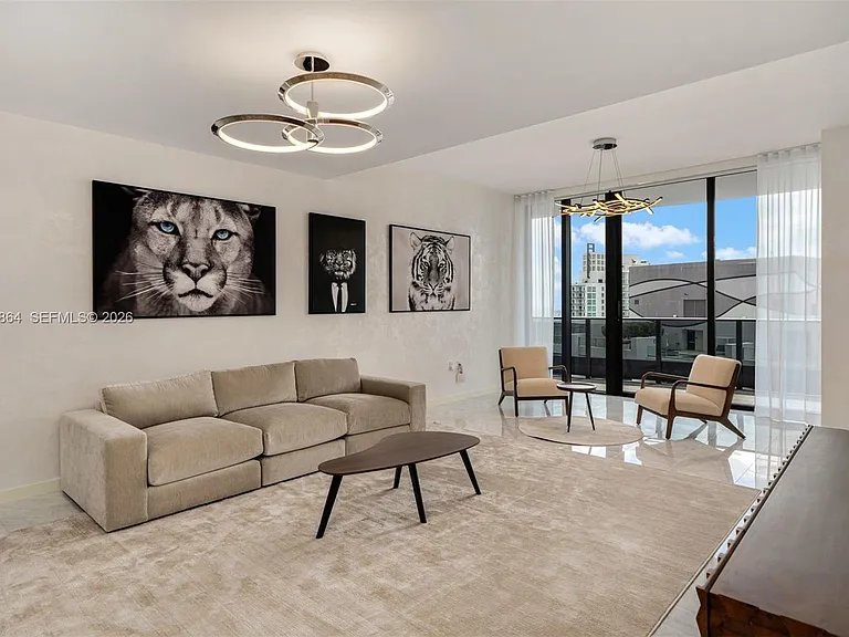 1000 Brickell Plz #Penthouse 5203 — Photo 4