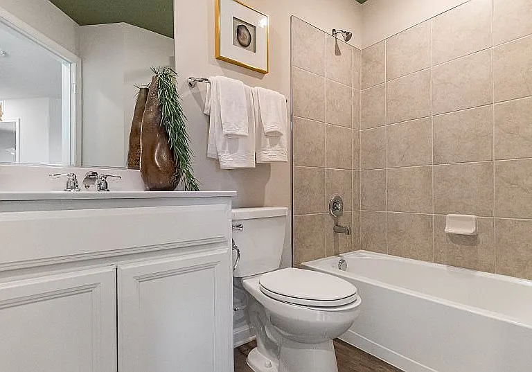 428 Seeback Dr — Photo 16