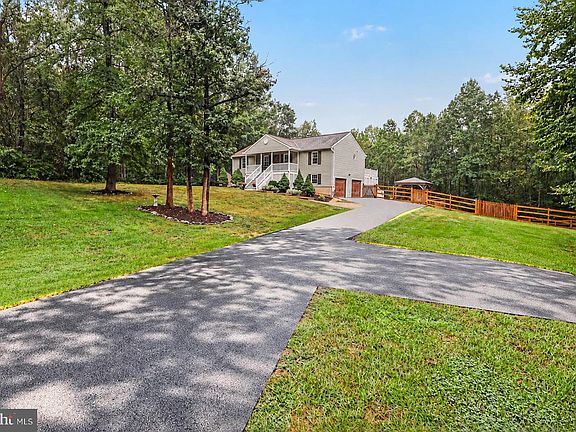 2nd image of 114 Stony Hill Rd