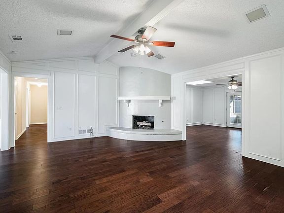 3rd image of 3304 Bandolino Ln