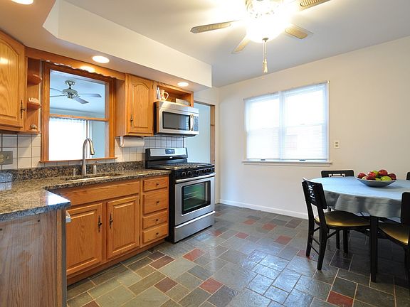 Updated Eat in Kitchen