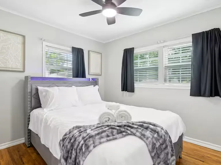 2026 Angus Dr — Photo 12
