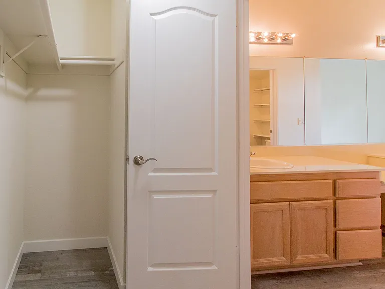 11066 Portobelo Dr — Photo 21