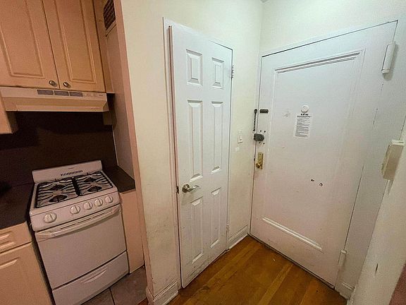2nd image of 83-10 118th St #2J