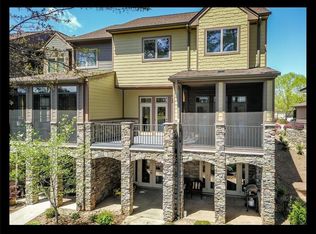 540 Sunset Point Dr, West Union, SC 29696