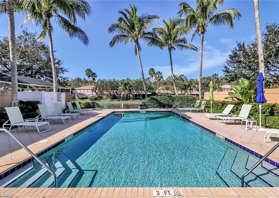 2nd image of 5405 Cove Cir #115