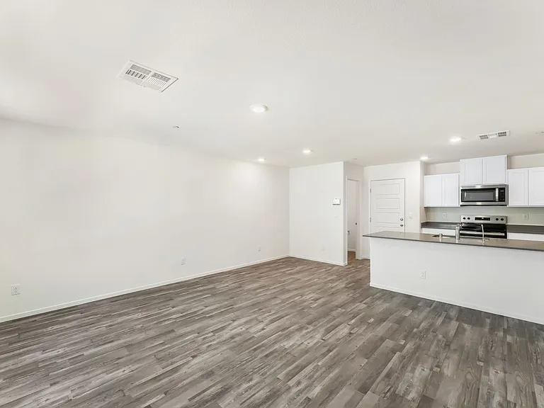 7352 Joanna Brook St — Photo 6