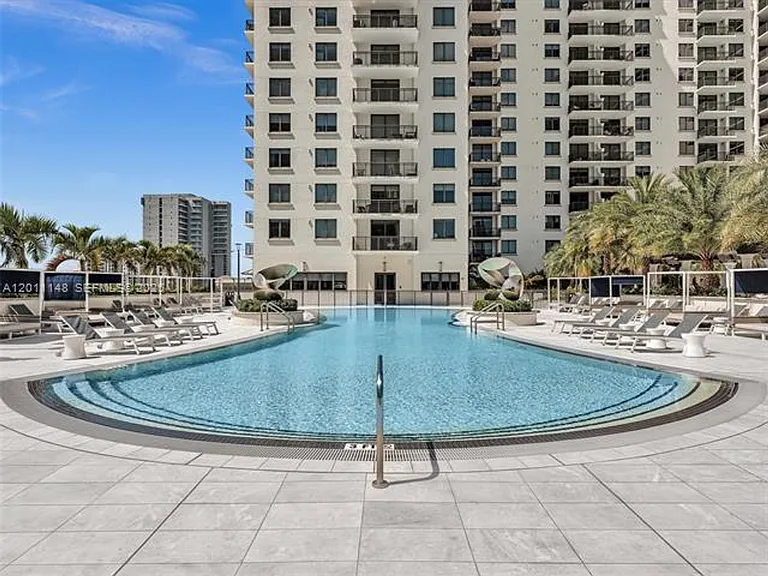 999 SW 1st Ave #CU-1201 — Photo 30