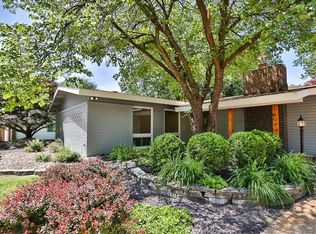 1607 Red Gate Ln, Saint Louis, MO 63146