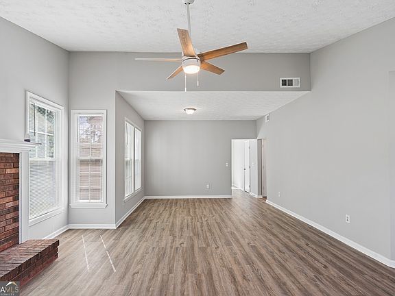 4th image of 5231 Brentwood Rd
