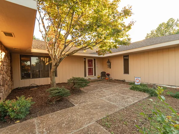 335 N Belaire Street, Monett, MO 65708