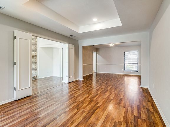 4th image of 5809 Orchid Ln