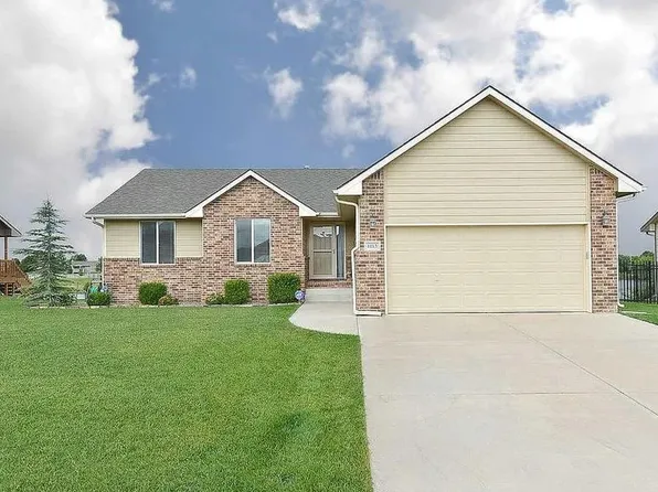1113 N Oak Ridge Ave, Goddard, KS 67052