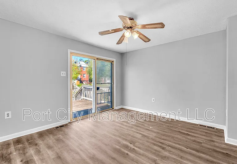 7484 Rabon Ave — Photo 9