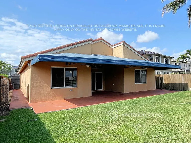16274 SW 68th Ter — Photo 14