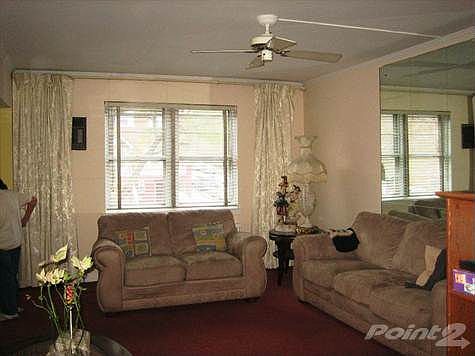 Living Rm