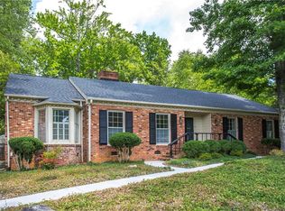 2320 Danbury Rd, Greensboro, NC 27408