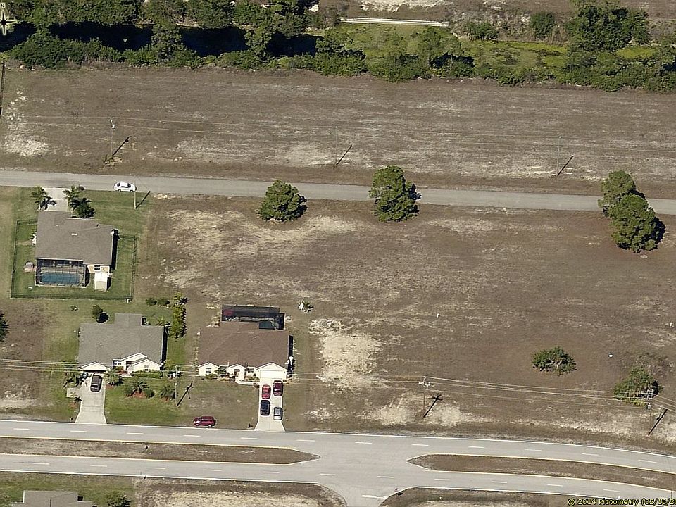 1st image of 1712 NE 44th St