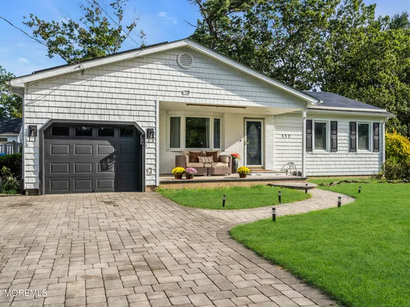117 Inlet Avenue, Manahawkin, NJ 08050