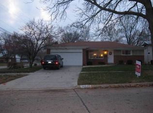 14517 Yale St, Livonia, MI 48154